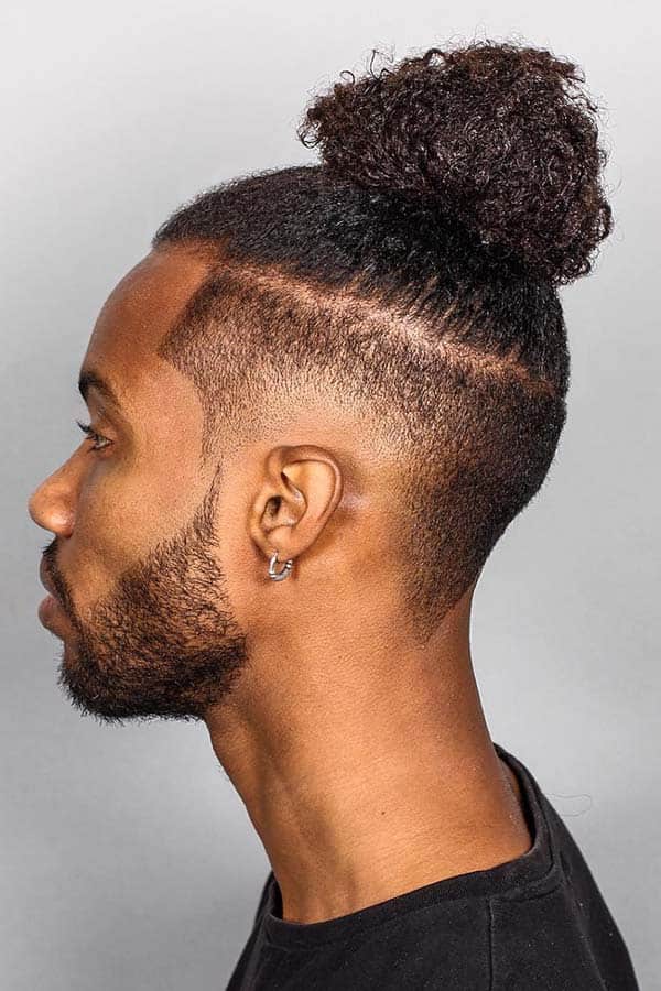 Man Bun With Beard Shape #manbun #beardshape #fadehaircut #undercut #longhairmen #blackmenhaircuts