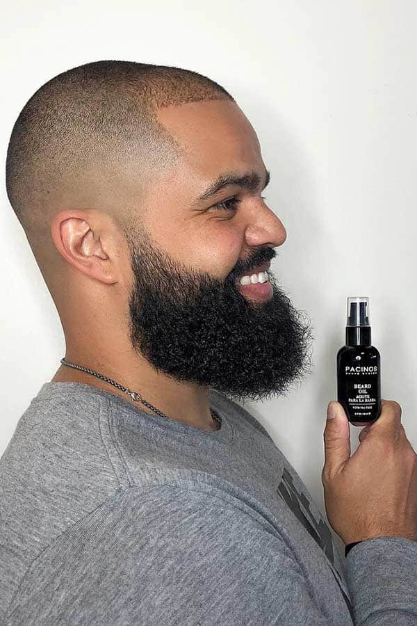 How To Make Right Choice When Buying Beard Oil #bestbeardoil #beardcareproducts #facialhair