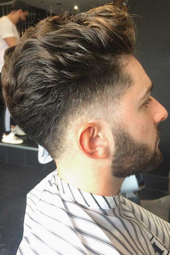 Slicked Back Wavy Men’s Hairstyle #besthaircutsformen #menshaircuts #haircutsformen #menhaircuts #menshairstyles