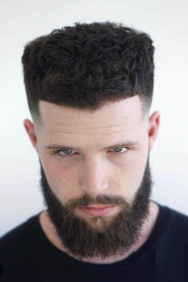 Casual Beard Style #fullbeard #beardstyles #beardtypes #facialhair #flattop