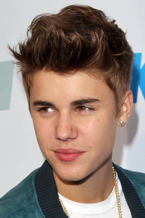 25 Iconic Justin Bieber Hairstyles Of All Time