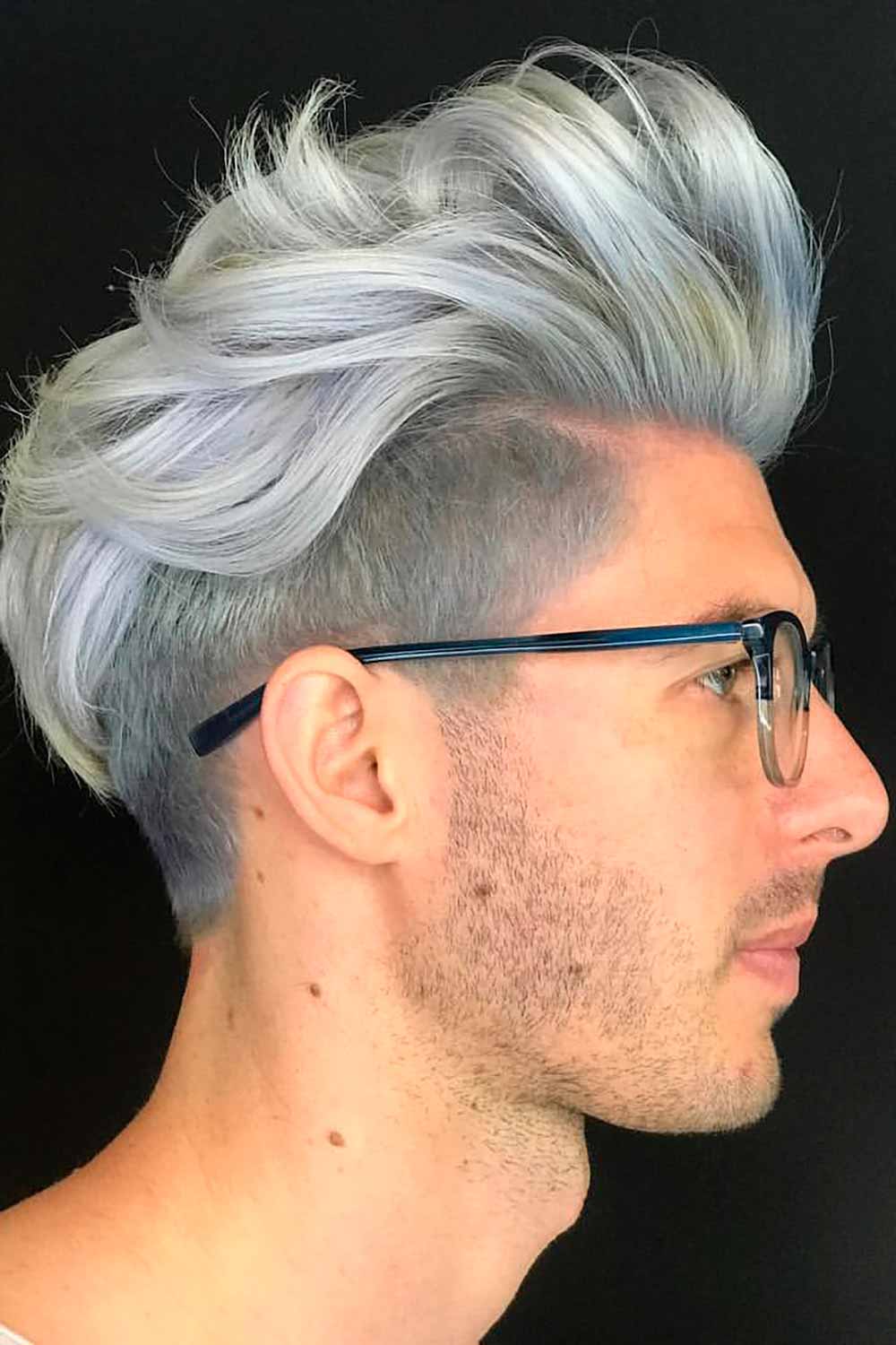 The Full Guide For Silver Hair Men: How To Get, Keep & Style Gray Hair