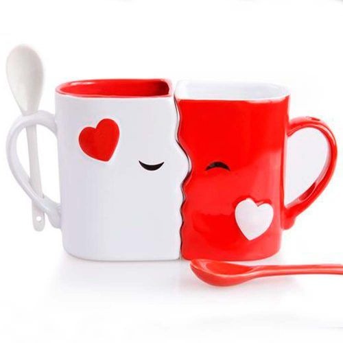 Kissing Mugs #giftsforher #valentinesdaygifts