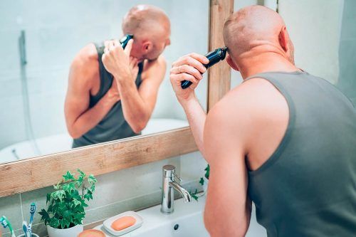 How To Shave Your Head Efficiently And Harmlessly