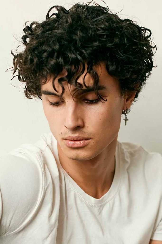 Hair Care Recommendations For Jewfro Hairstyle #jewfro #curlyhairmen #curlymen 