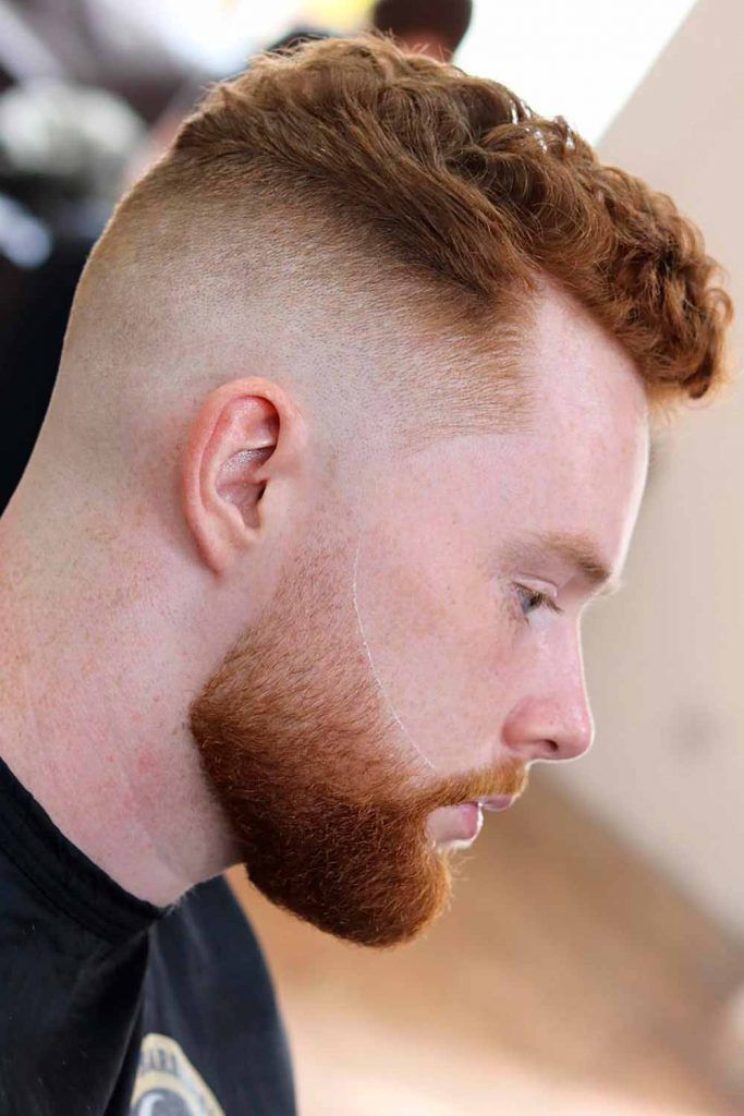 Taper Fade Short Curly Hairstyles For Men #curlyhairmen #shortcurlyhairstyles #curlyhairstylesformen
