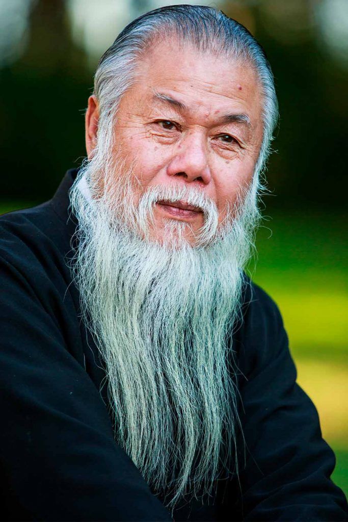 Old Men Long Asian Beard #asianberad #beardstyles #asianmenbeard #asianmen