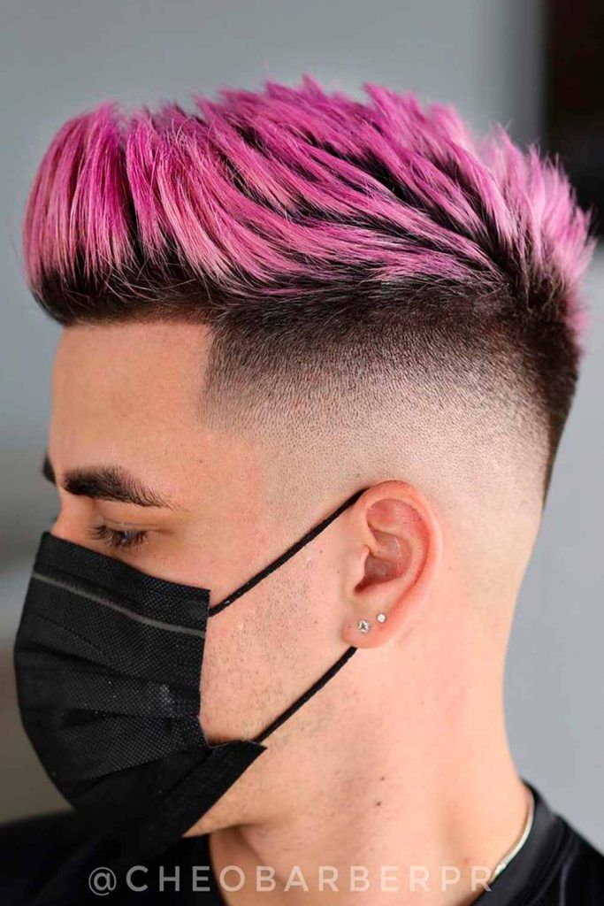 Pink Guys Highlighted Hair #menshighlights #highlightsformen #hairhighlights 