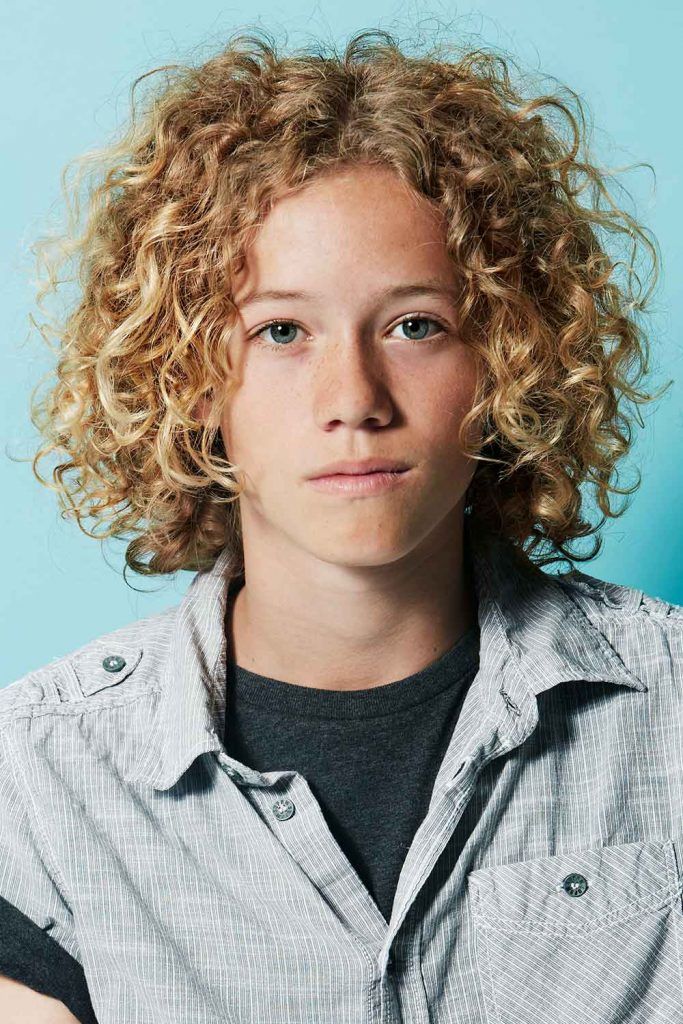 Curly Hair Boys #curlyhairmen #menscurlyhairstyles #curlymen #curlyhair
