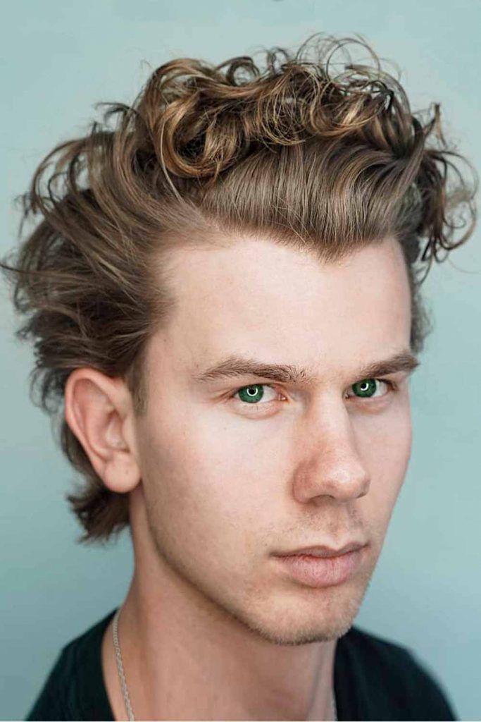 Wavy Slicked Back #curlyhairmen #menscurlyhairstyles #curlymen #curlyhair