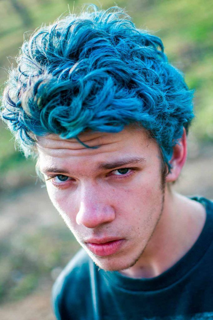 Blue And Curly Emo Hairstyles #emo #emohair #emohairmen