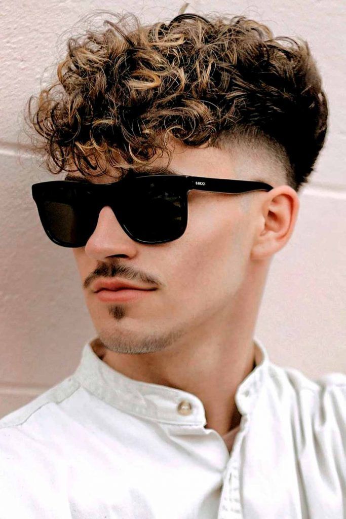 Ideal Fade #undercut #curlyhair #curlyundercut #curlyhairmen