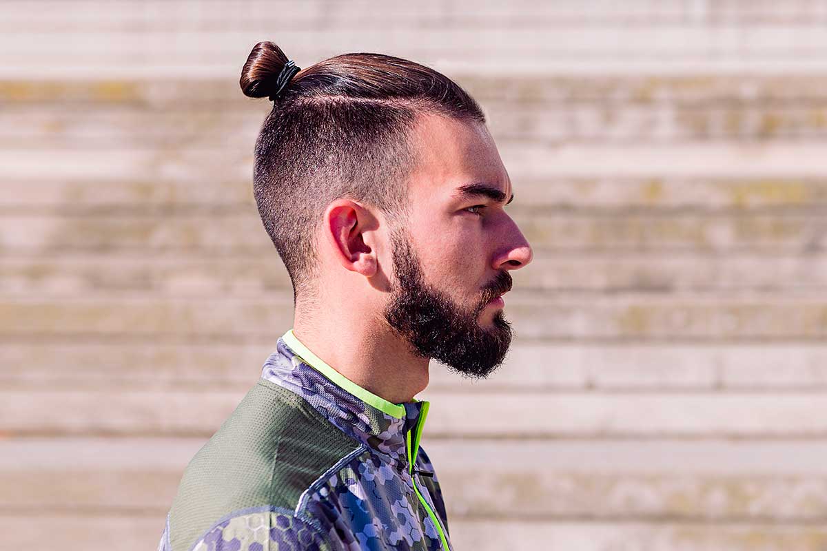 Image of Top knot hairstyle for oval face men