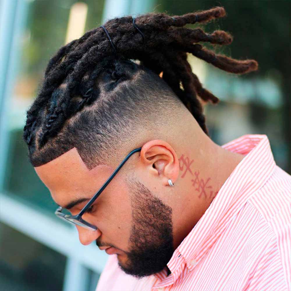 Ponytail Dreadlocks #blackmenhaircuts #blackmenhairstyles #haircutsforblackmen #afrohaircuts #afrohairstyles