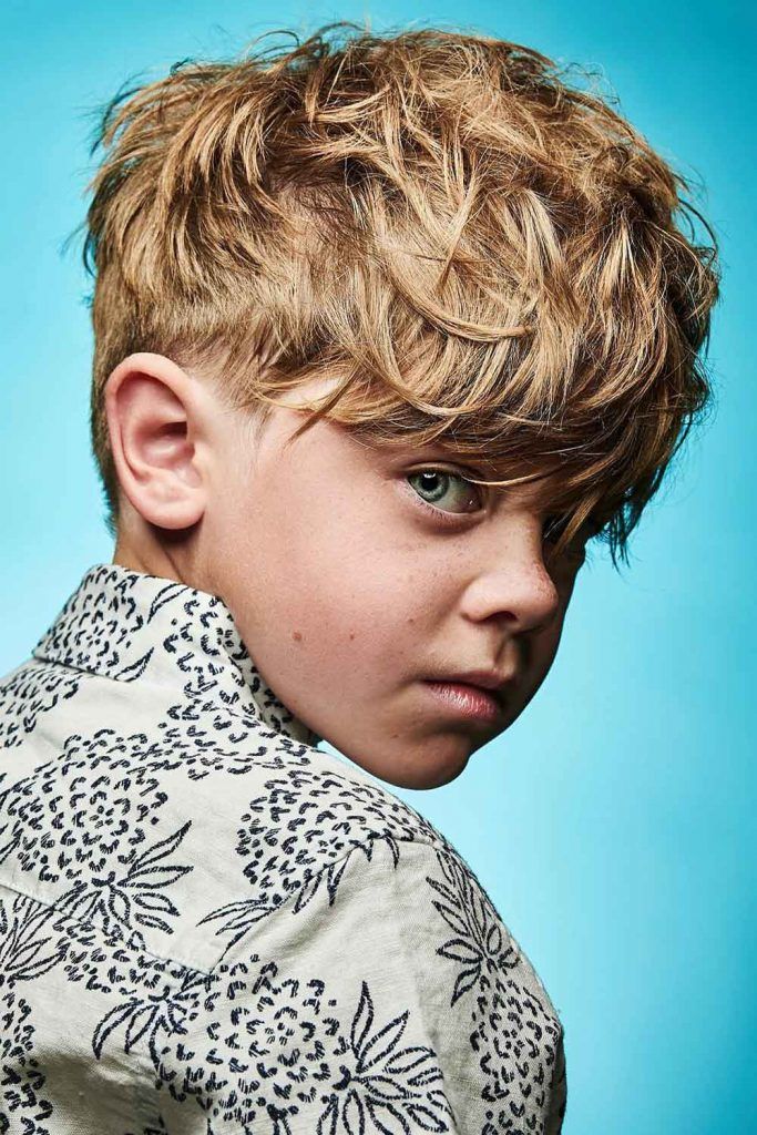 Penteado Fringe Sun's em camadas #todlerhaircut #boyshaircuts #littleboyhaircuts