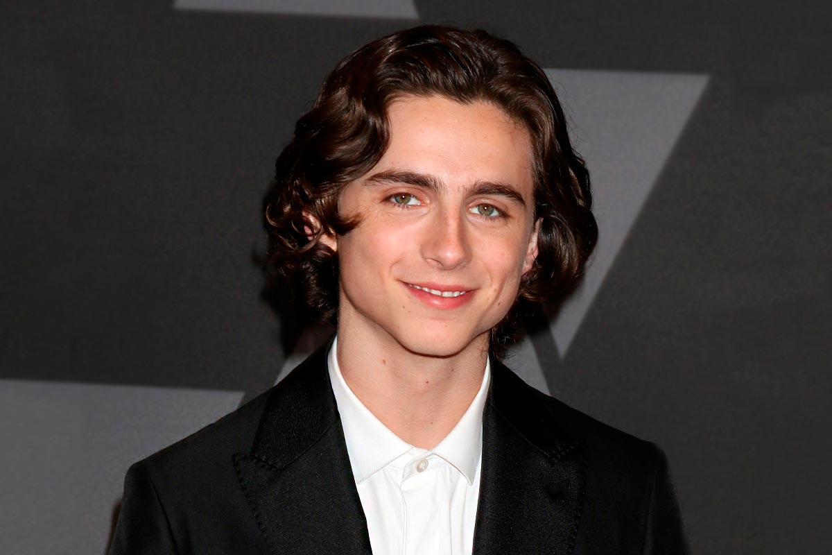 15 Ways To Nail A Vintage Flow Haircut Sported By The Hottest Male Celebrities