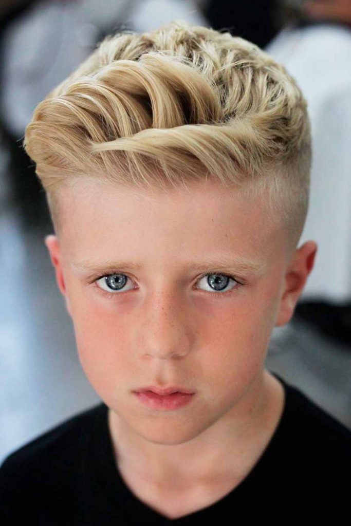 Quiffed Top Boys Haircuts #boyshaircuts #hairstylesforboys #boyshairstyles 
