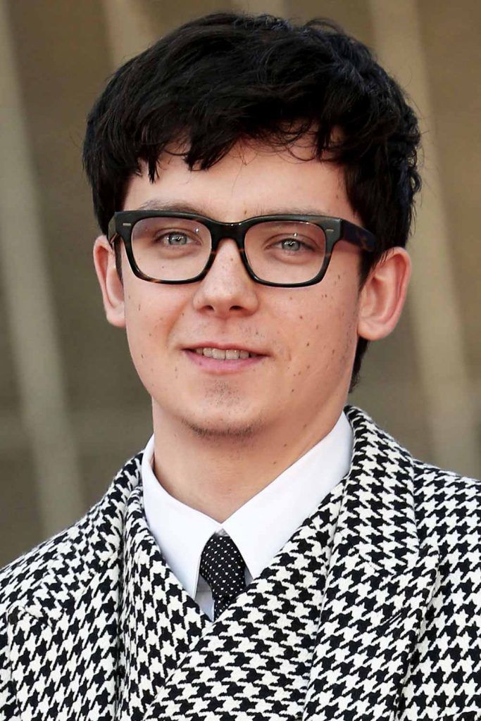 Asa Butterfield’s Mid Length Haircut #teenboyhaircuts #teenshaircuts #haircutsforteenageguys