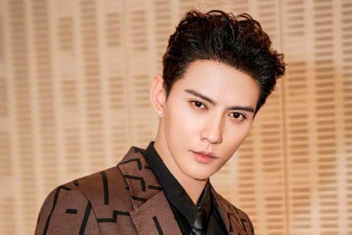 10 Korean-style Curtain Bangs Haircuts On Korean Celebrities | Preview.ph