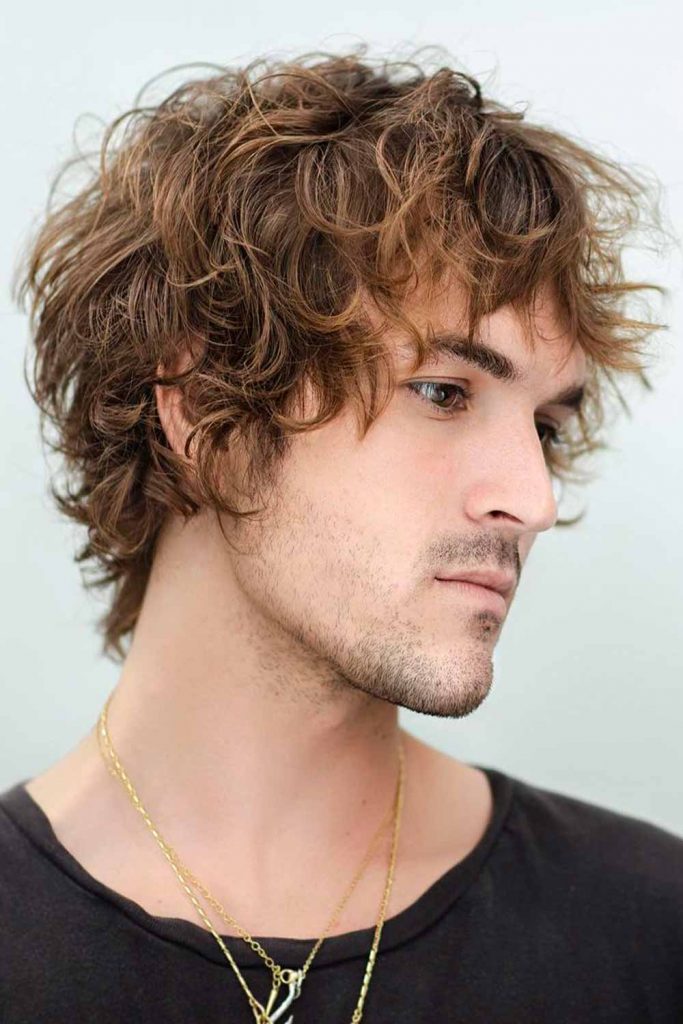    Mens Medium Length Hairstyles Wavy Layered 683x1024 