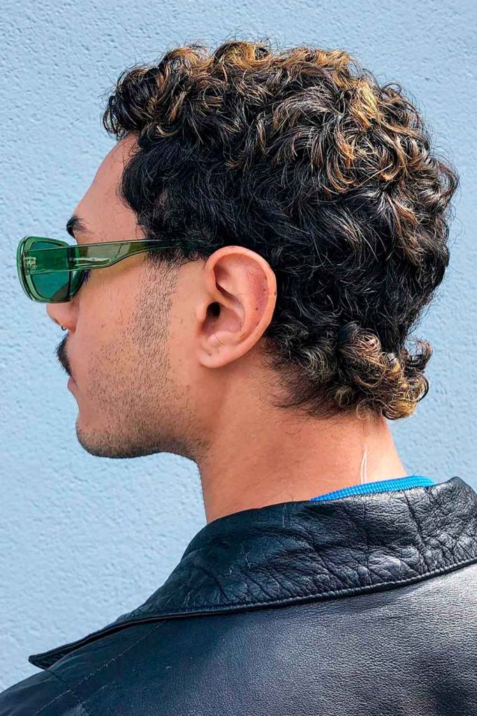 Short Mullet On Curly Hair #permedmullet #mullet #mensperm #mulletperm #permmullet