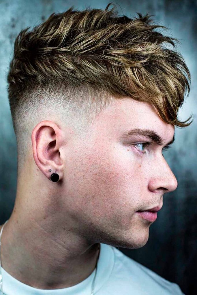 Short Sides Long Top With Highlights #frostedtips #frosttips #highlights #menshighlights
