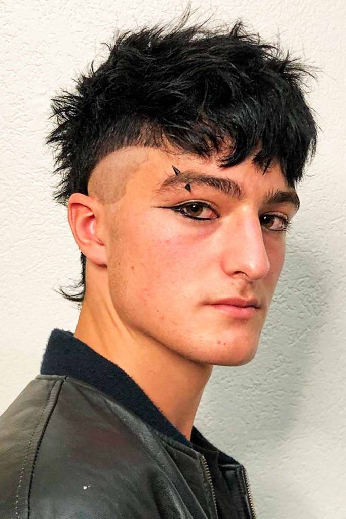 Spiky Short Layered Haircuts For Men #menslayeredhair #layeredhaircutsformen