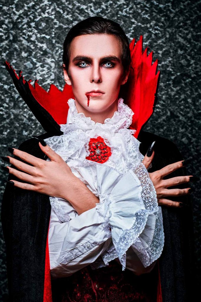 Dracula Vampire Halloween Costume Ideas #halloweencostumes #halloweencostumeideas #menshalloweencostumes #halloweencostumesformen