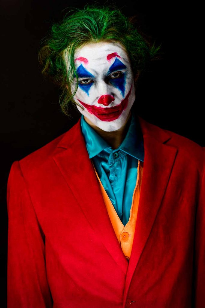 Joker #halloweencostumes #halloweencostumeideas #menshalloweencostumes #halloweencostumesformen