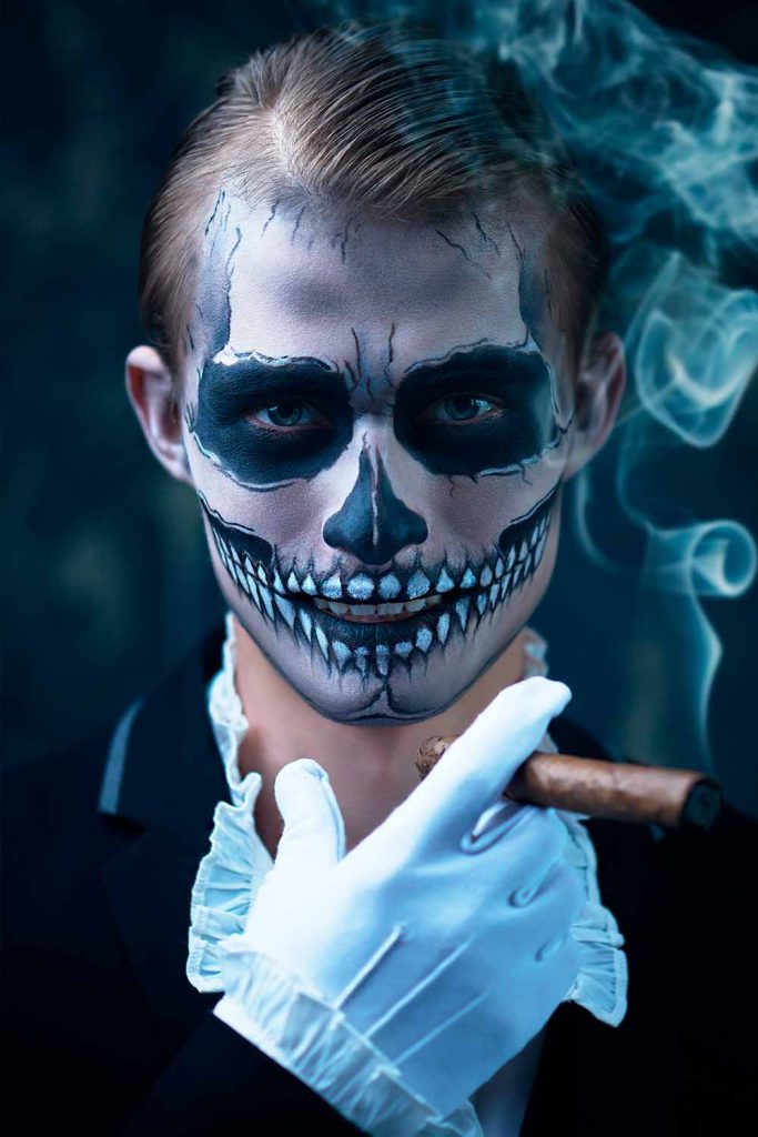 Skull Halloween Makeup For Men#halloweenmakeup #halloweenmakeupmen #halloweefacepaint #mensfacepaint