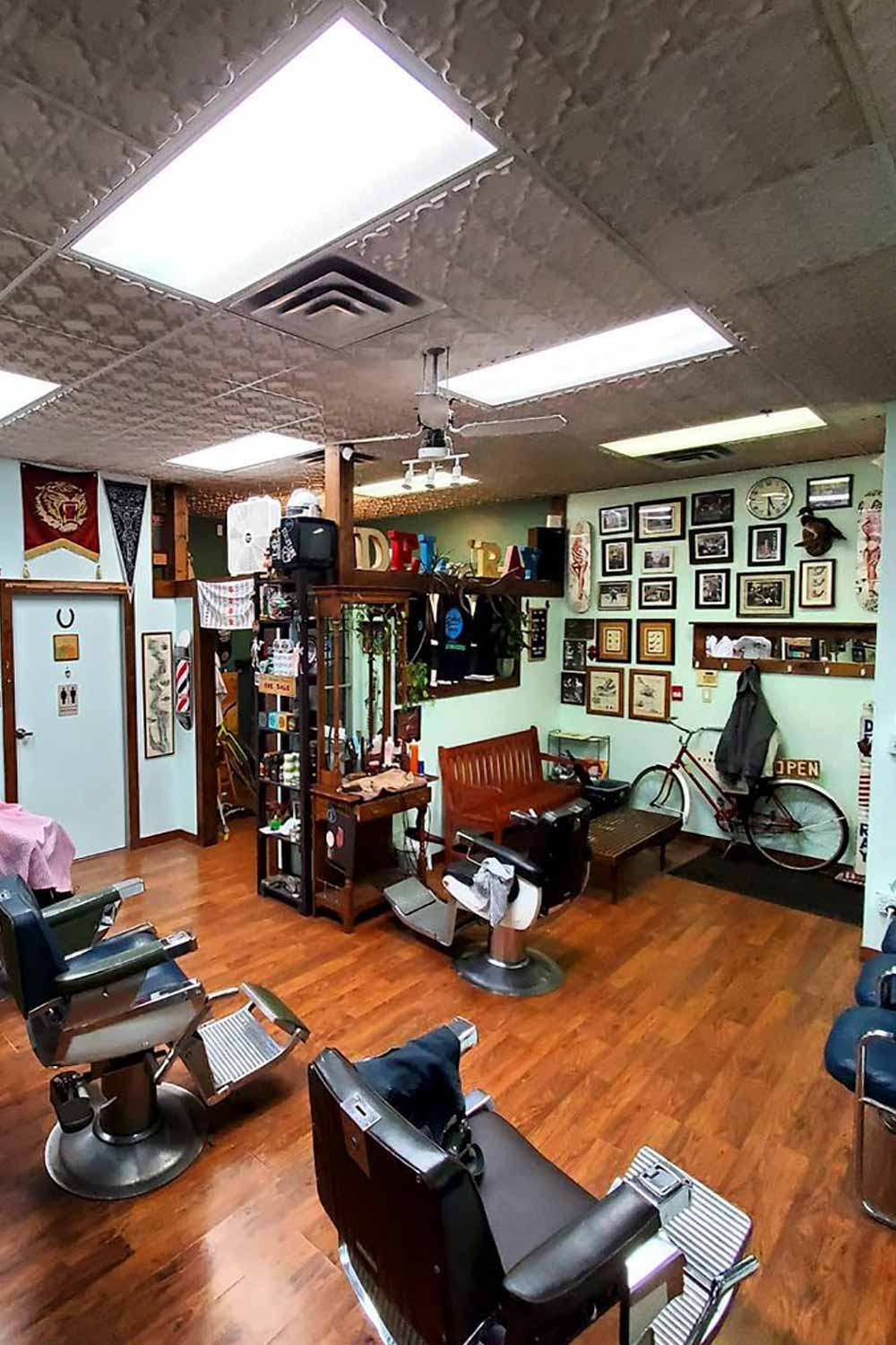Del Ray Barber Shop 4