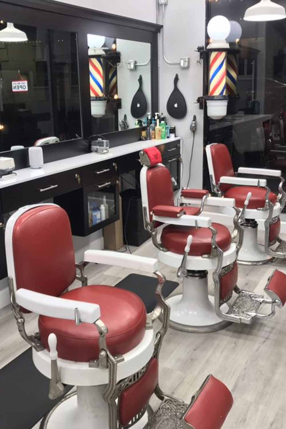 Vinces Barber Shop 1