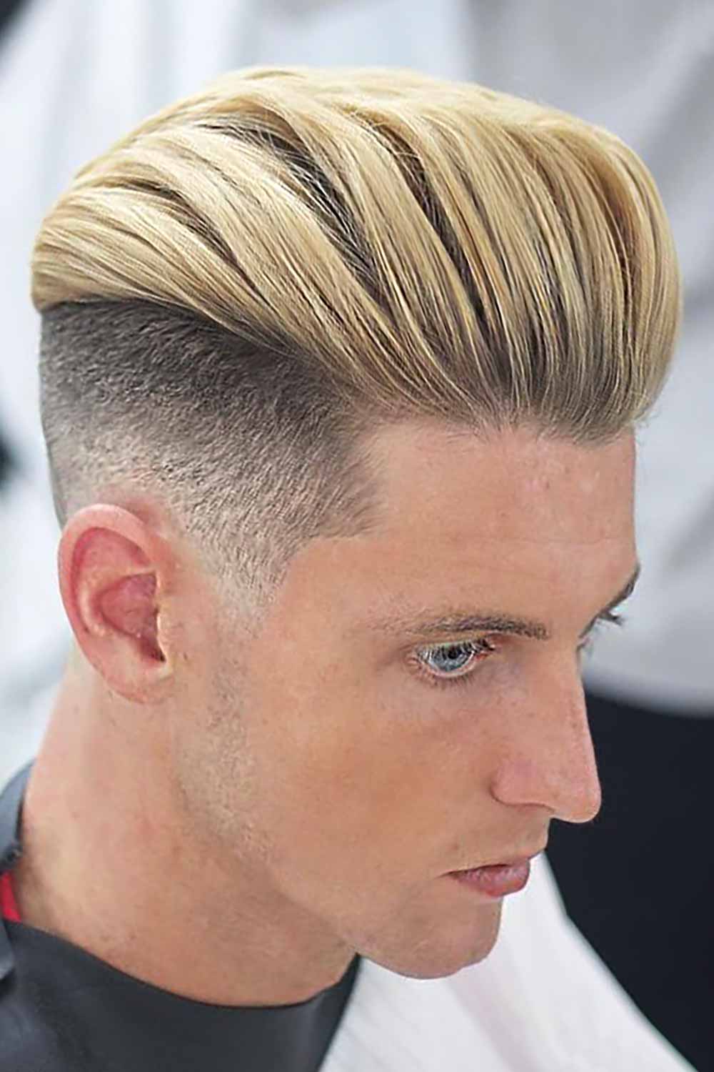 Blonde Men Undercut #blondemenhaircuts #blondehaircut #menhaircut #blondemen