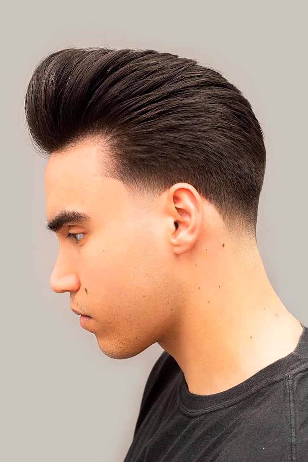 Pompadour Fade Hairstyles For Teenage Guys #teenboyhaircuts #teenshaircuts #haircutsforteenageboy