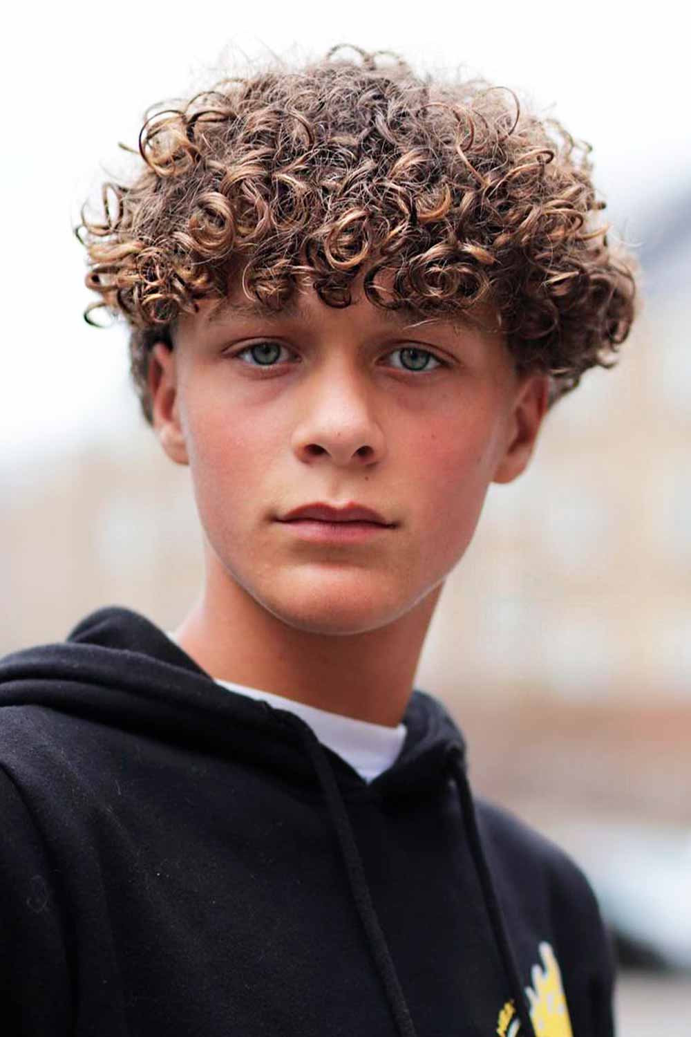 Bowl Cut Curly Hairstyles For Men #curlyhairmen #curlyhairstylesformen #menwithcurlyhair