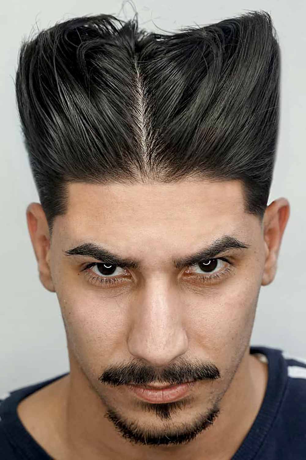 Middle Part Hair Cut with Combed Hair Men #middleparthairmen #middlepartmens #middleparthair