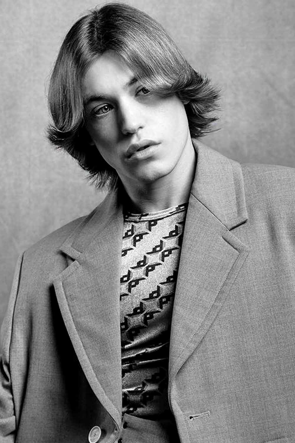 11 Best Long Hairstyles For Men How To Style Long Hair For Men Lupon 