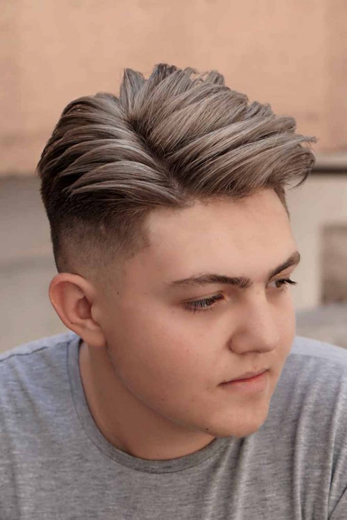 Middle-Parted Top Men #roundface #roundfacehaircut #roundfacehairstyle