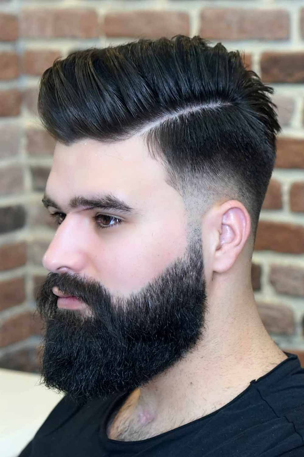 Side Swept Pompadour Round Face Hairstyle Man #roundface #roundfacehaircut #roundfacehairstyle