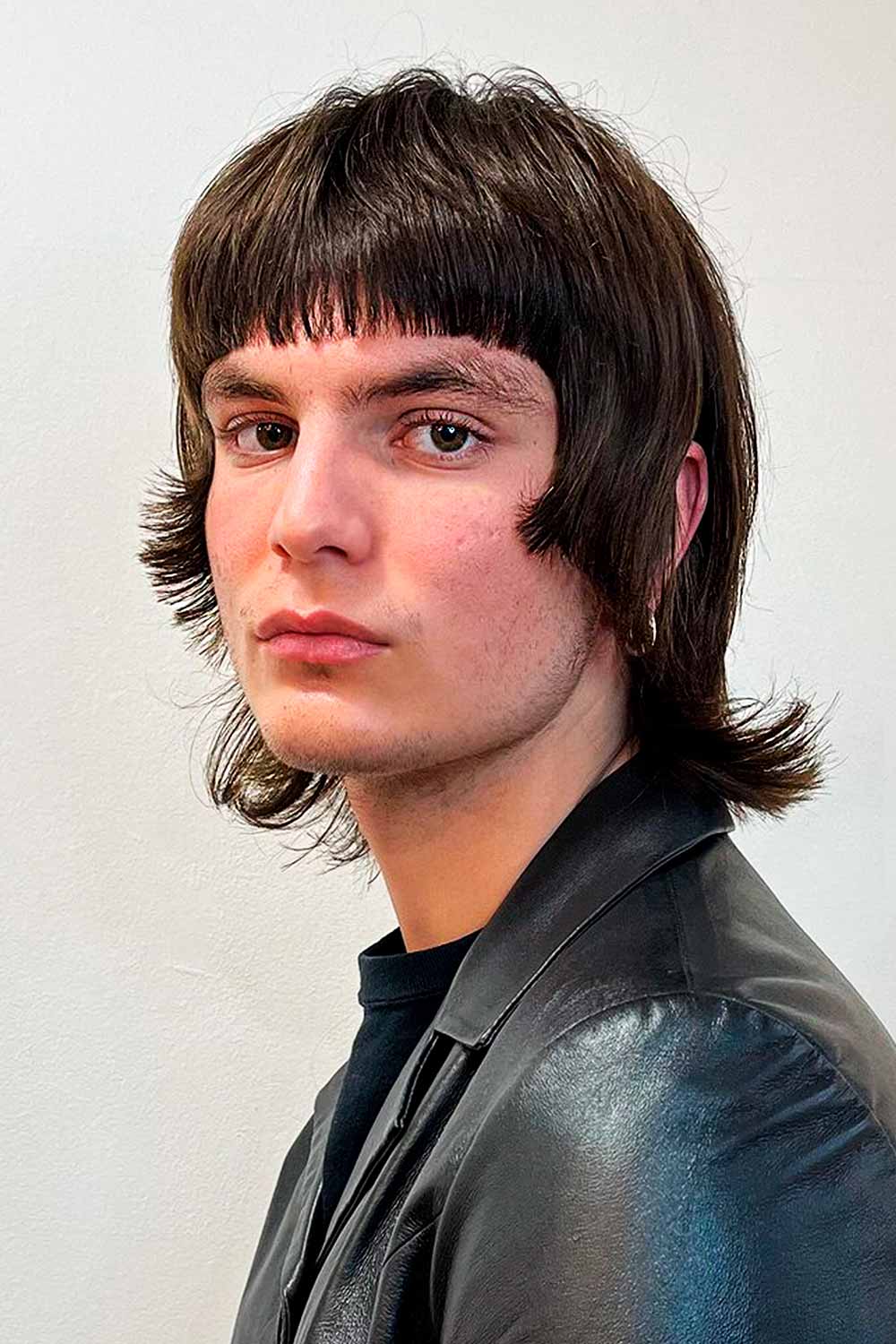 Wolf Cut for Men A Stylish and Edgy Hair Trend