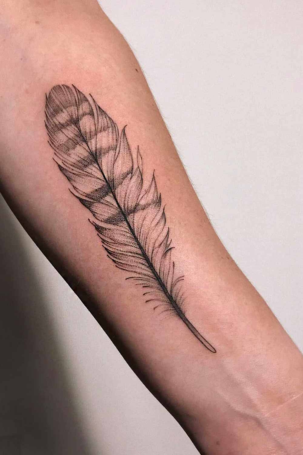 Feather Tattoo For Men #tattoosformen #tattoosmen #besttattoos #tattoo