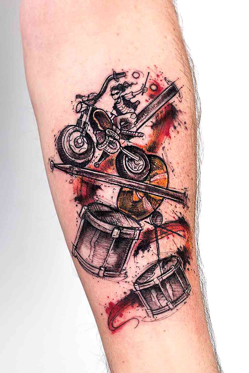 Tatuagens de motocicleta para homens #tattoosformen #tattoosmen #besttattoos #tattoo