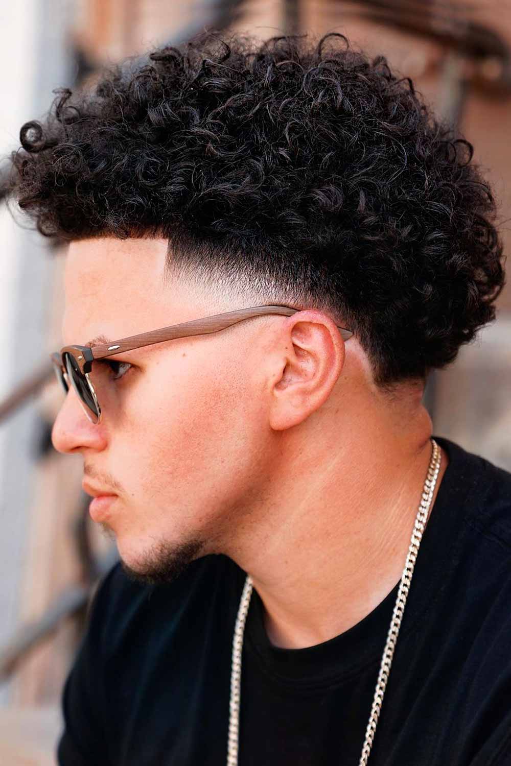 Blowout Taper Fade Curly Hair #taperfadecurlyhair #taperfade #curlyhair #taper #fade
