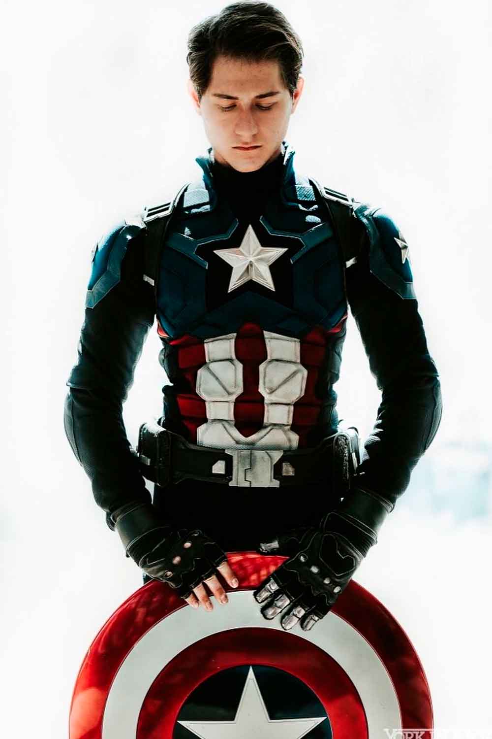 Captain America #menshalloweencostumes #haloweencostumeideasmen #halloweencostumes