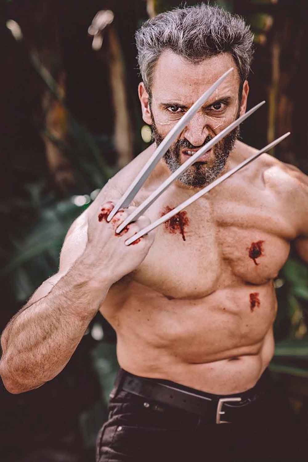 Wolverine #menshalloweencostumes #haloweencostumeideasmen #halloweencostumes
