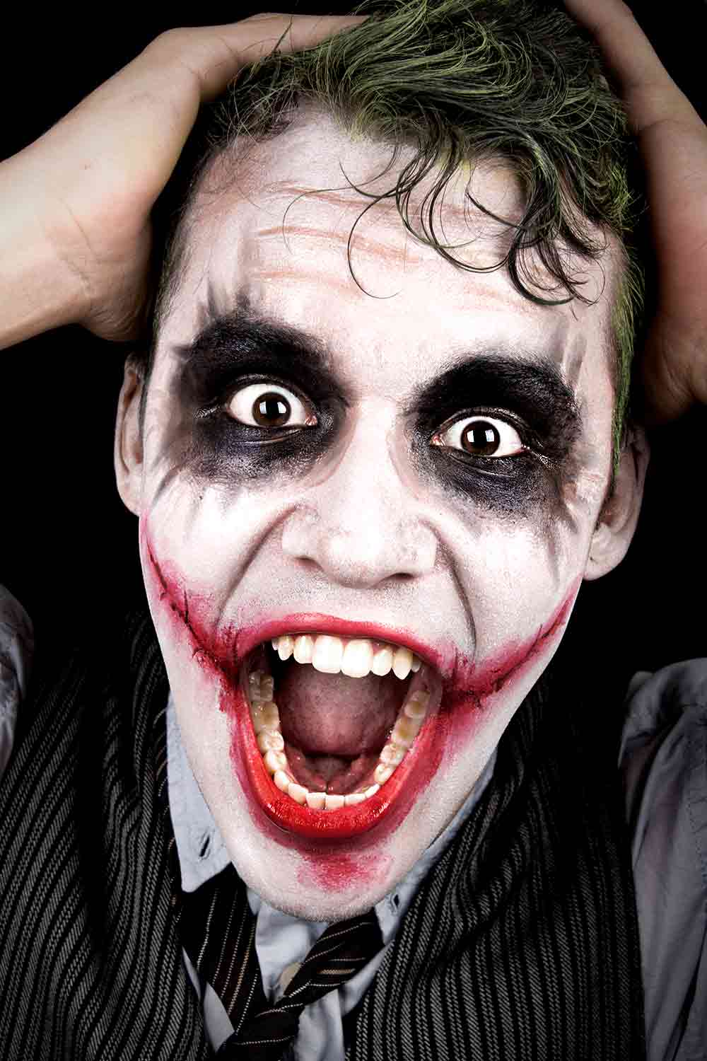 Joker Men's Halloween Makeup #halloweenmakeupformen #menshalloweenmakeup