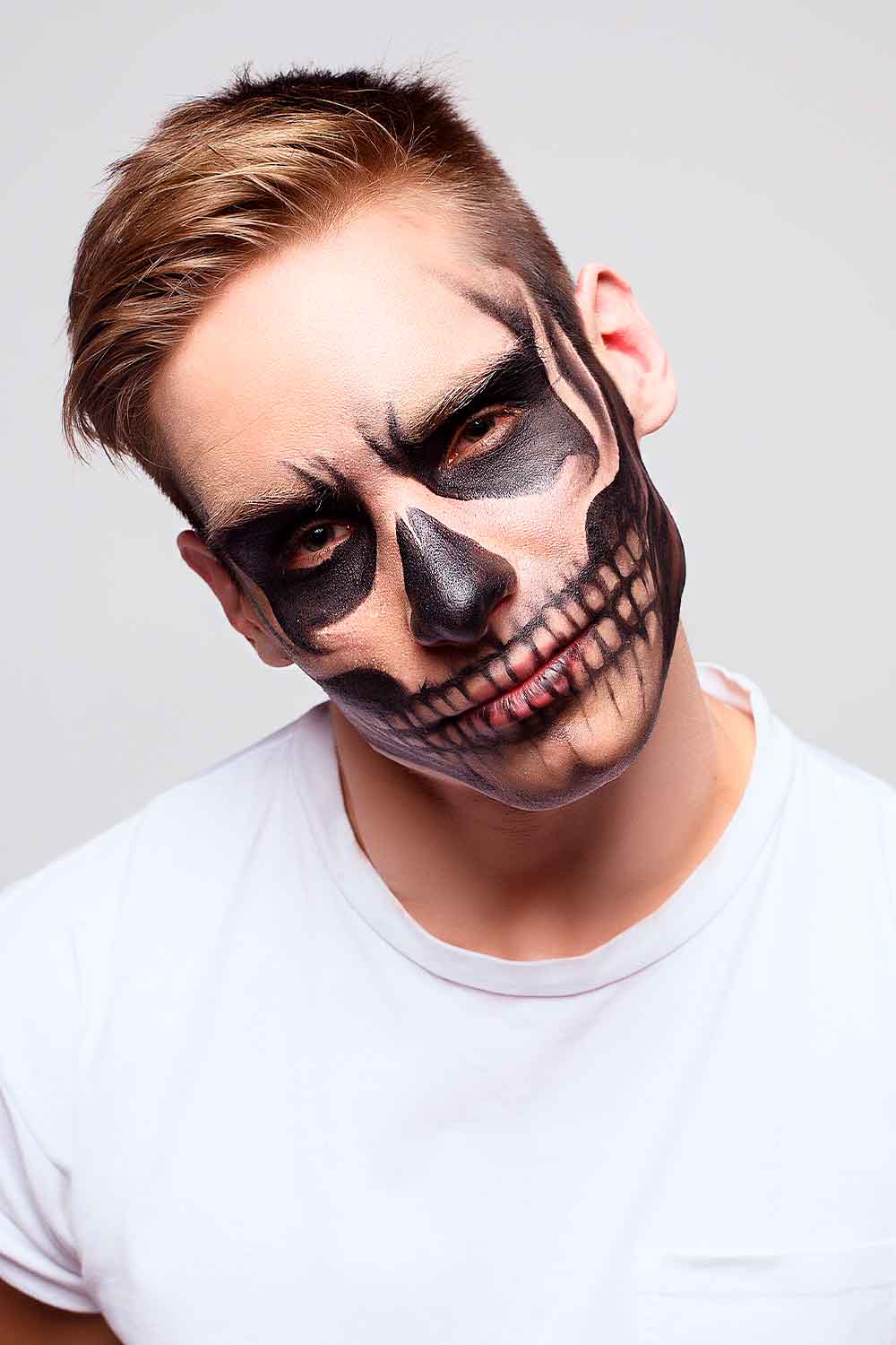 Simple halloween makeup for deals guys