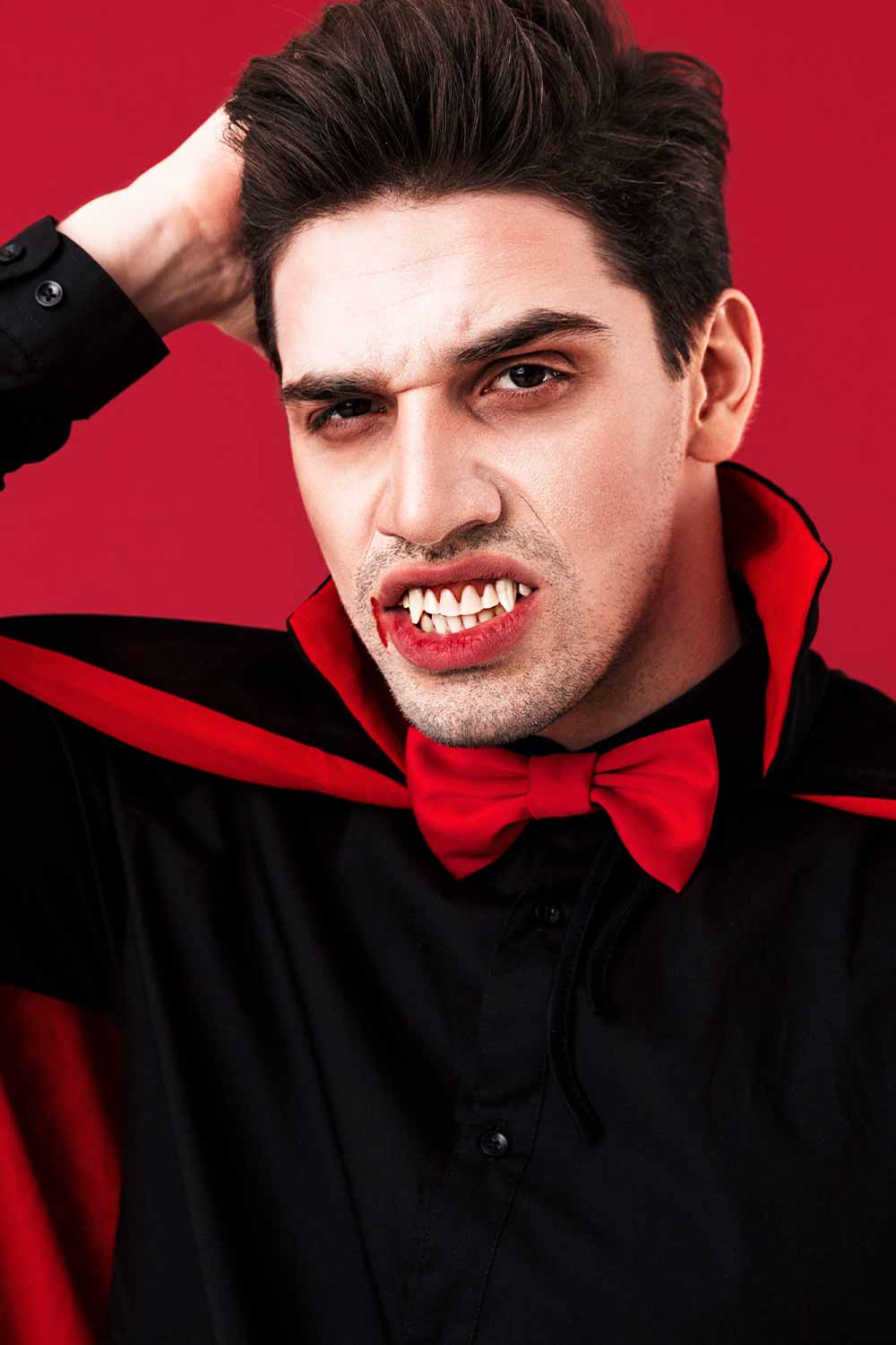 Vampire Halloween Makeup Men #halloweenmakeupformen #menshalloweenmakeup