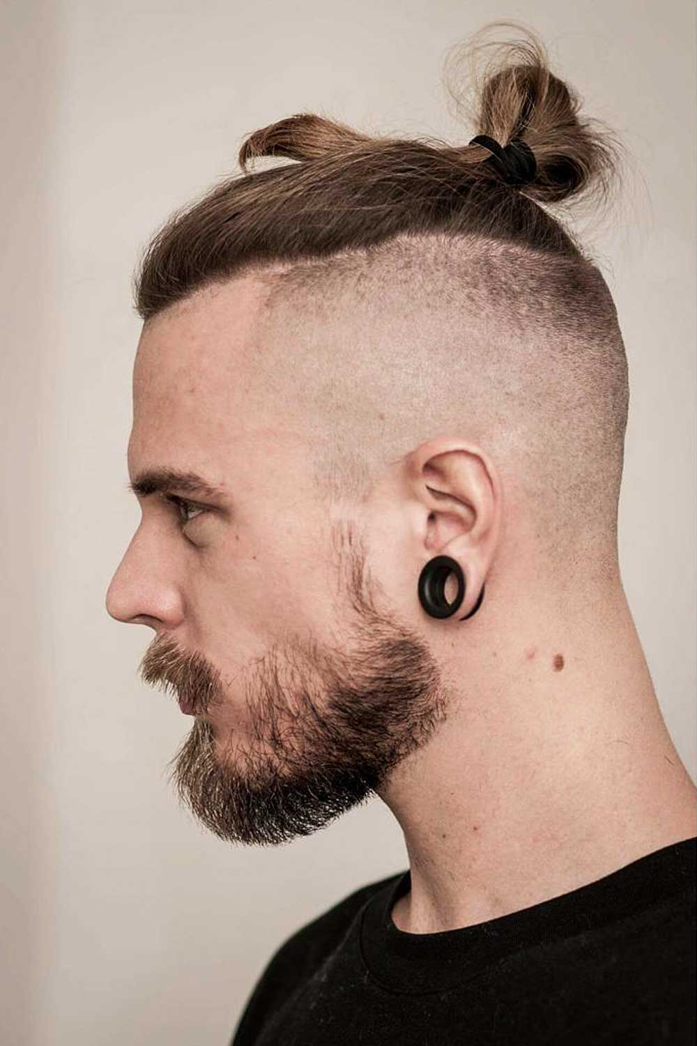 Undercut hairstyle disconnected - Men's hair & styling Inspiration - YouTube