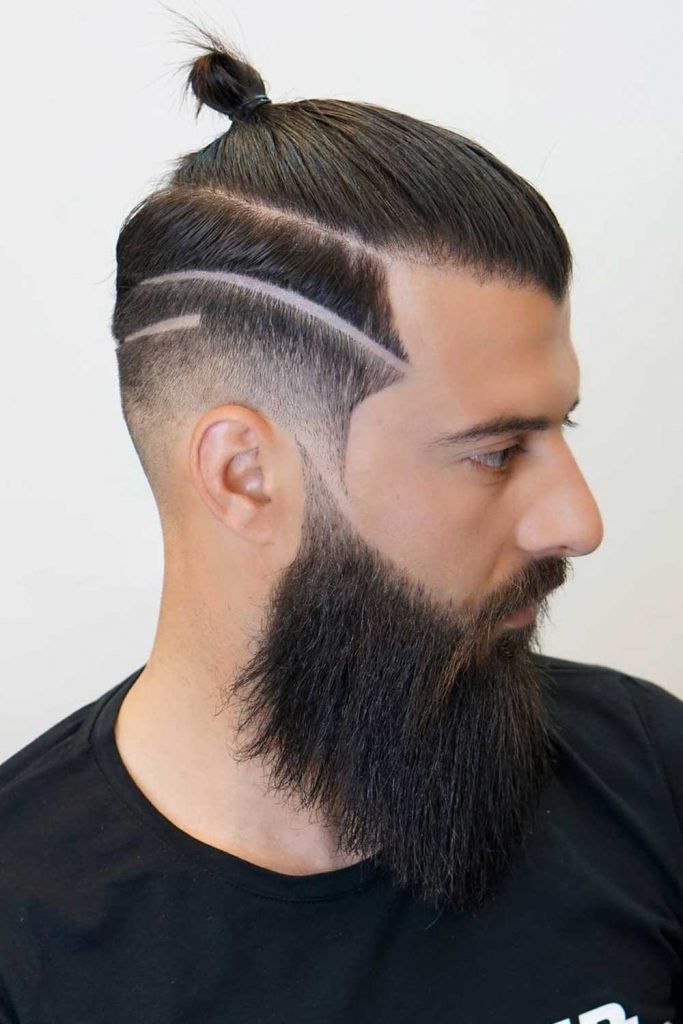 Undercut Man Bun Fade #undercuthairstyle #undercutformen #mensundercut #undercut